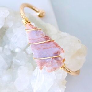 Handmade Agate Arrowhead Wire‑Wrapped Bracelet
